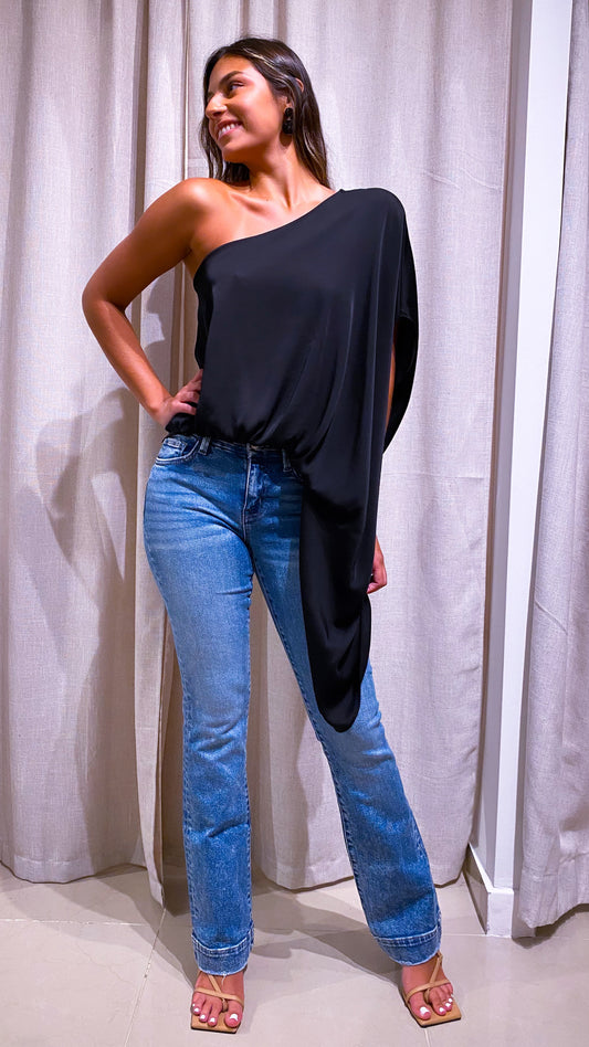 One shoulder basic top