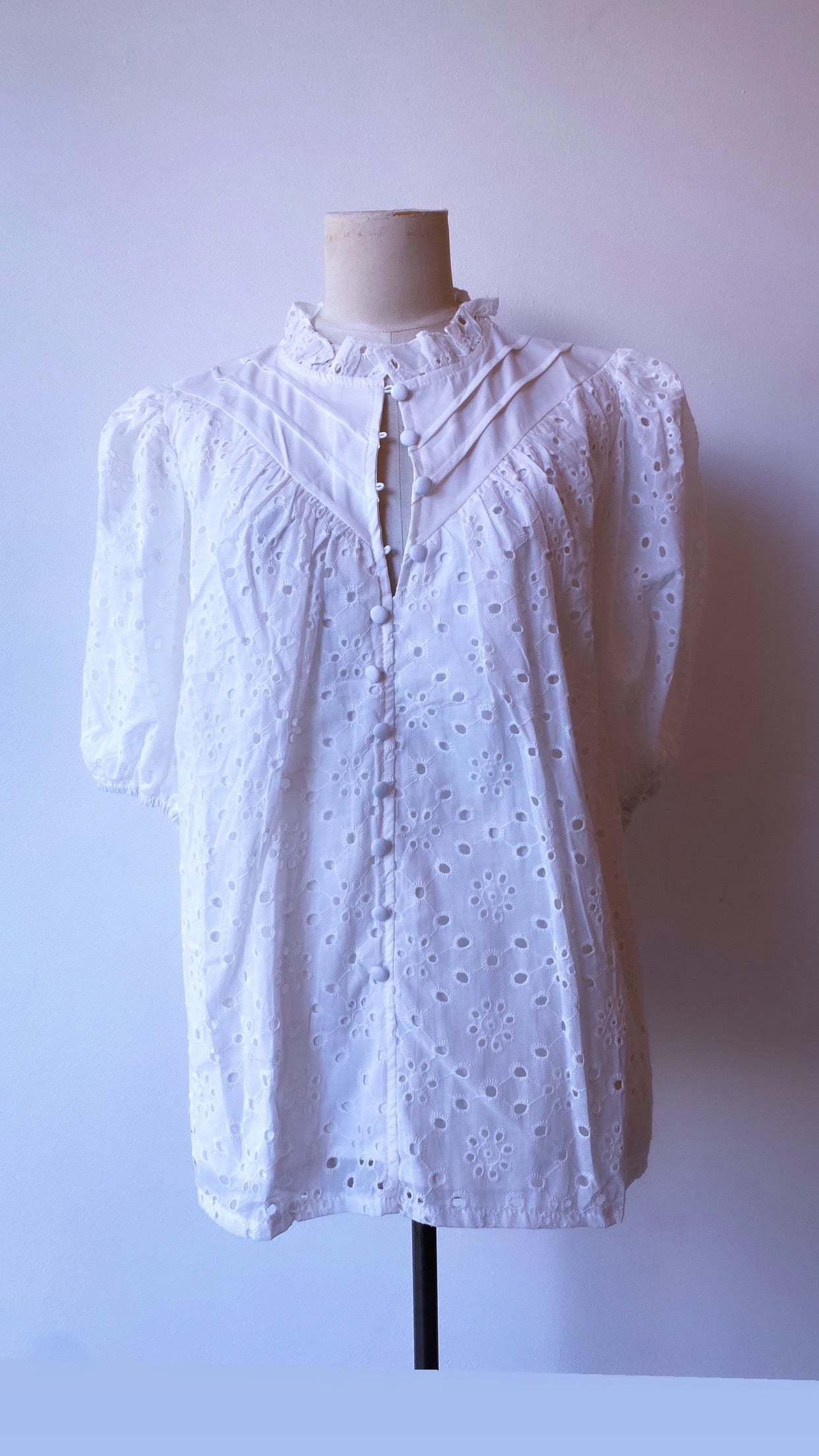 Eyelet top