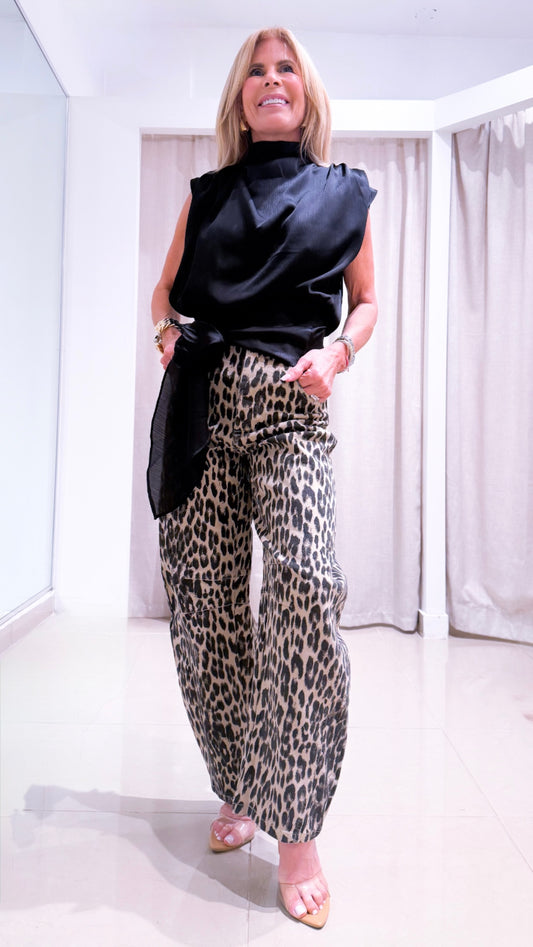 Animal print barrel pant