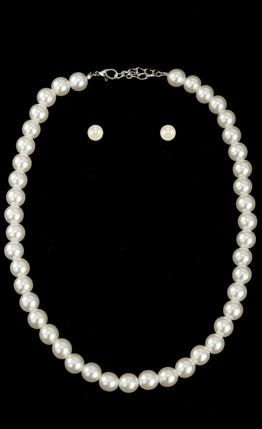 Single Pearl necklace