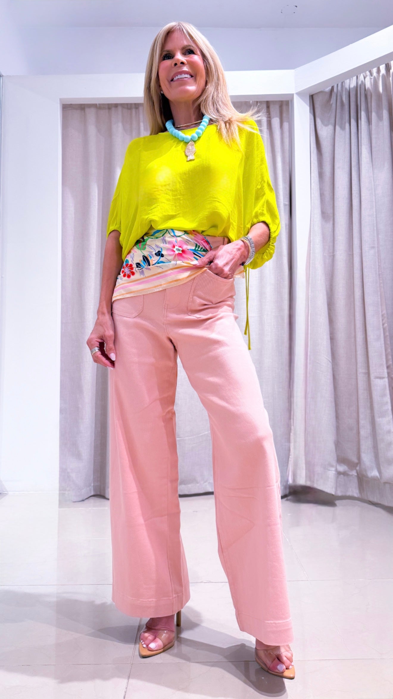 Charis top