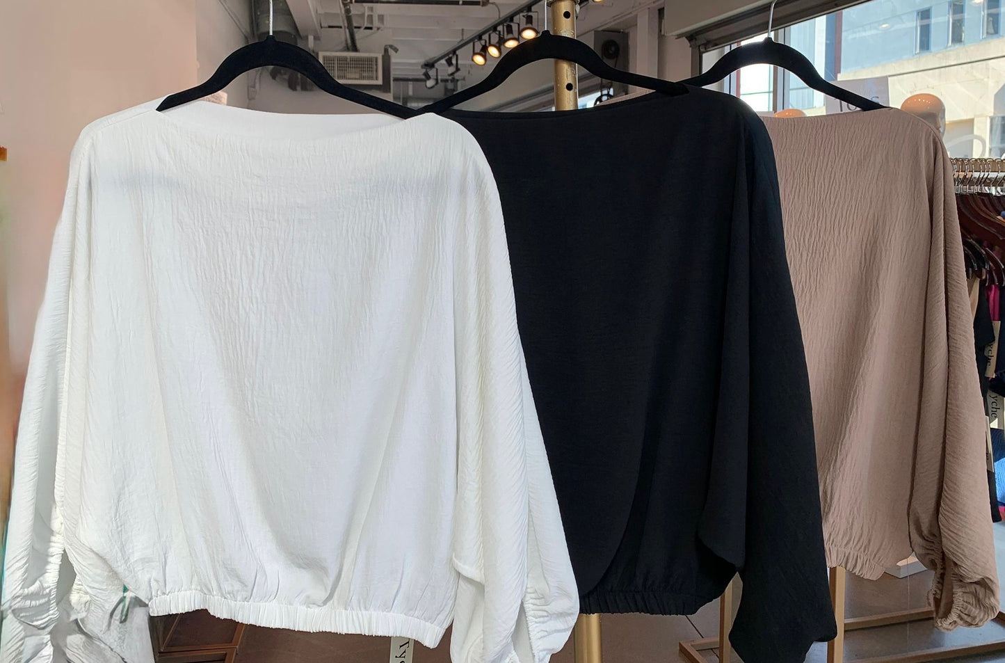 Osaka top