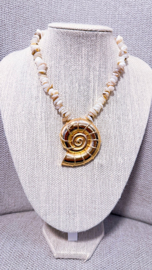 Arlette necklace
