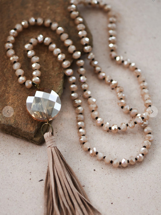 Yadi necklace